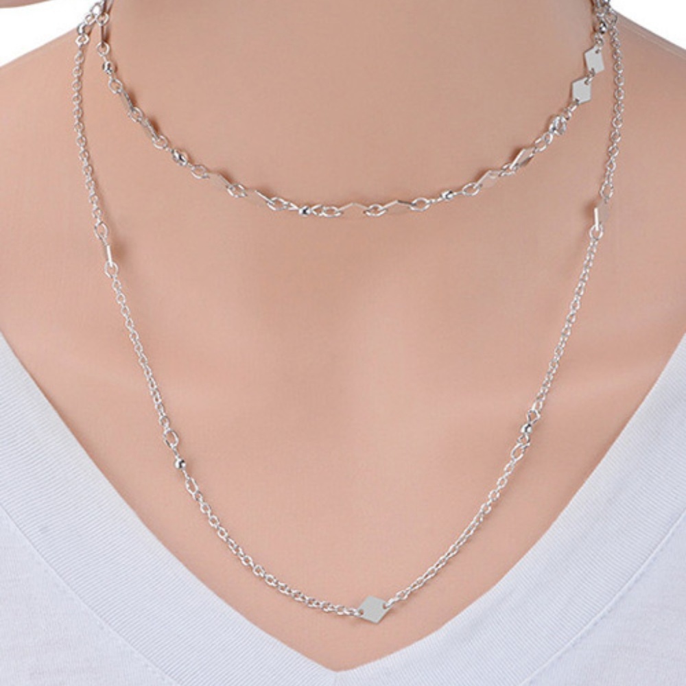 Silver layered Diamond Pattern Necklace